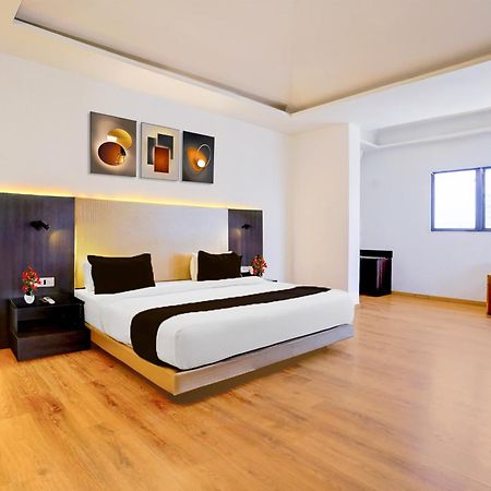 Super Townhouse Bombay Exhibition Centre Goregaon מראה חיצוני תמונה