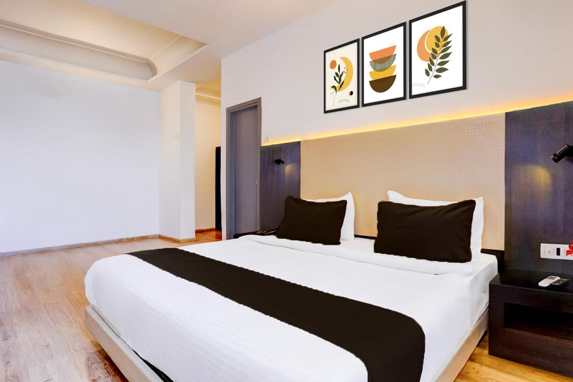Super Townhouse Bombay Exhibition Centre Goregaon מראה חיצוני תמונה
