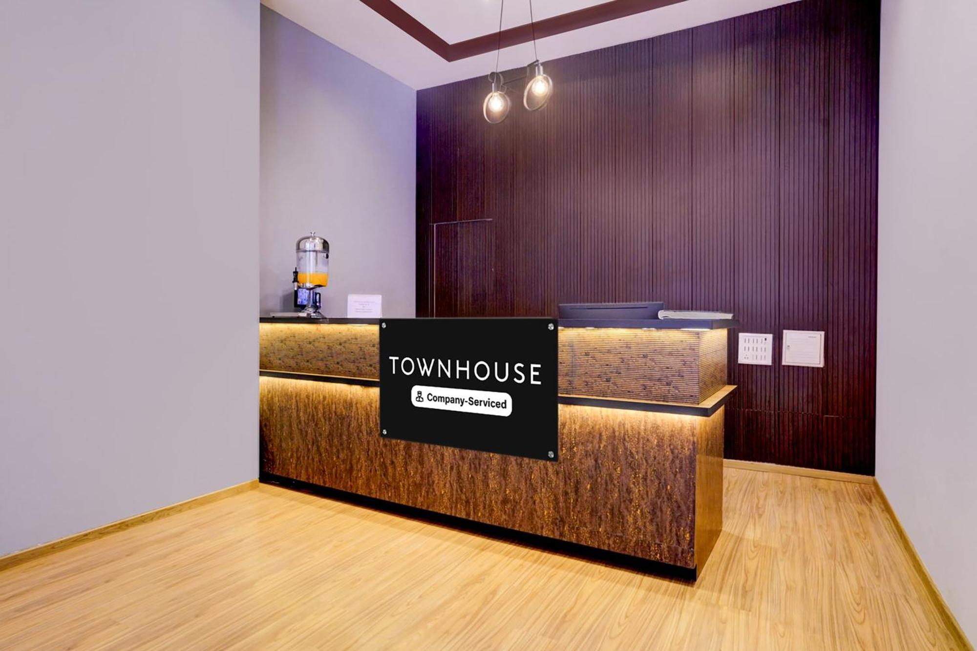 Super Townhouse Bombay Exhibition Centre Goregaon מראה חיצוני תמונה