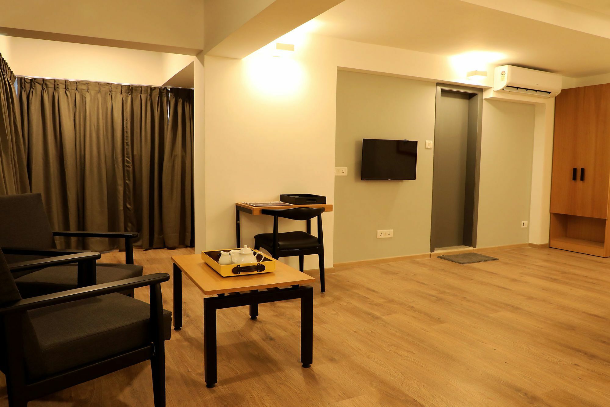 Super Townhouse Bombay Exhibition Centre Goregaon מראה חיצוני תמונה