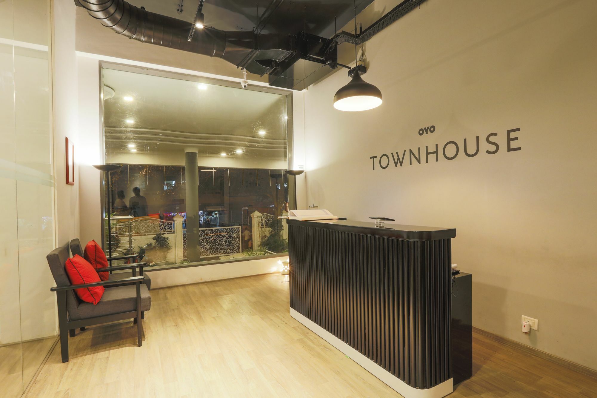 Super Townhouse Bombay Exhibition Centre Goregaon מראה חיצוני תמונה